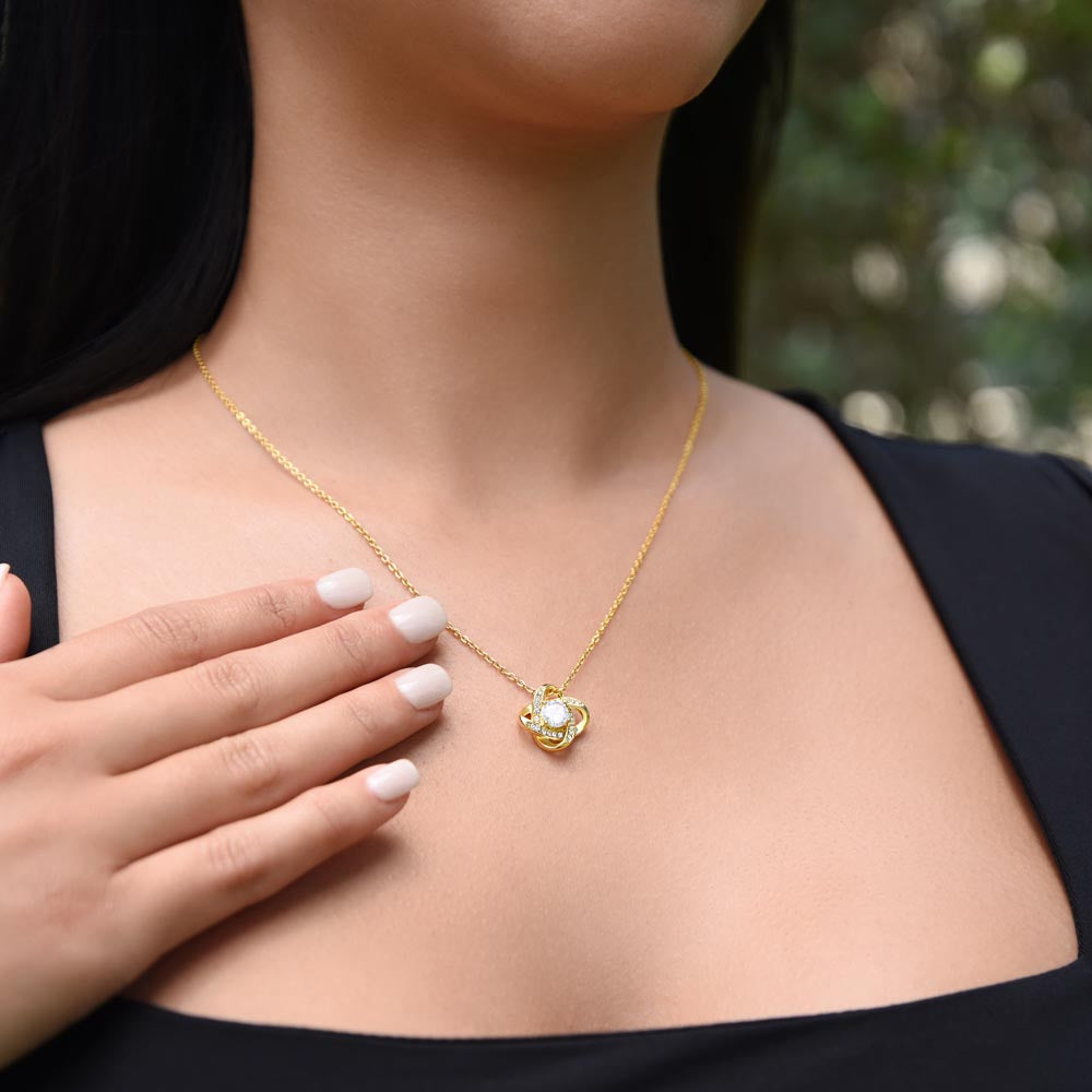 Grandma's Love Knot Knecklace