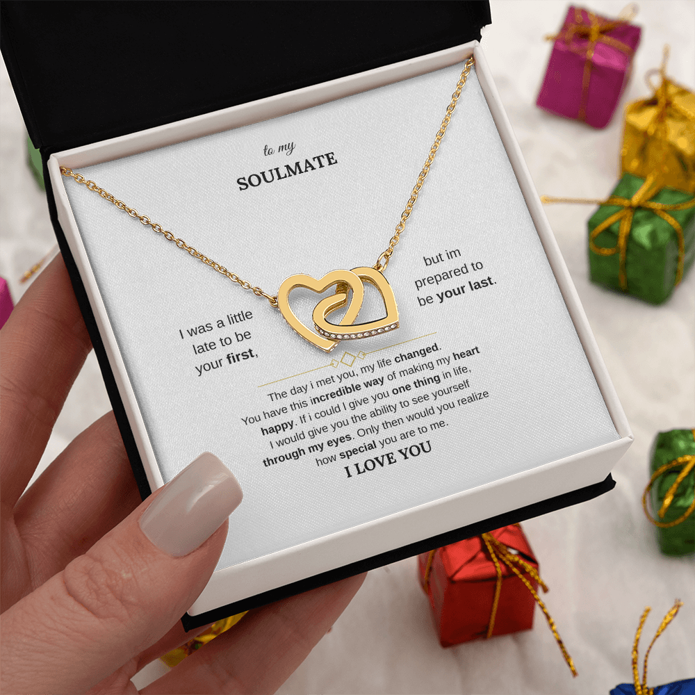 Two Hearts, One Bond – Double Intertwined Heart Necklace